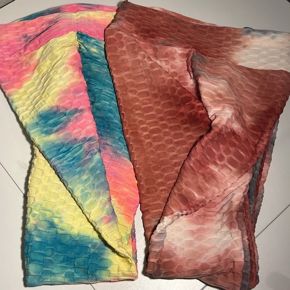 Colorful Tie Dye NWOT Leggings Bundle Size Small - Picture 2 of 9